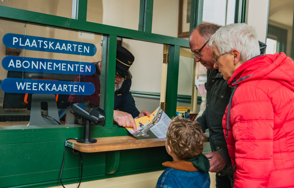 Lokettist bij Museum Buurtspoorweg